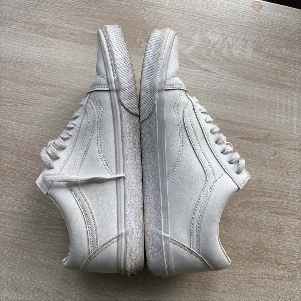 Vans Men's White Leather Sneakers - Picture 8 of 8